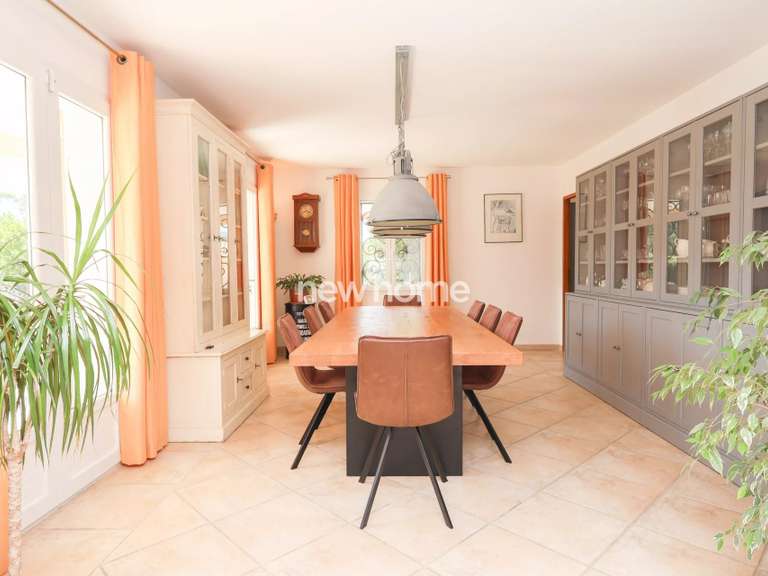 Villa Flayosc - 4 bedrooms - 205m²