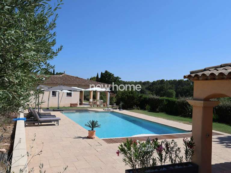 Villa Flayosc - 4 bedrooms - 205m²