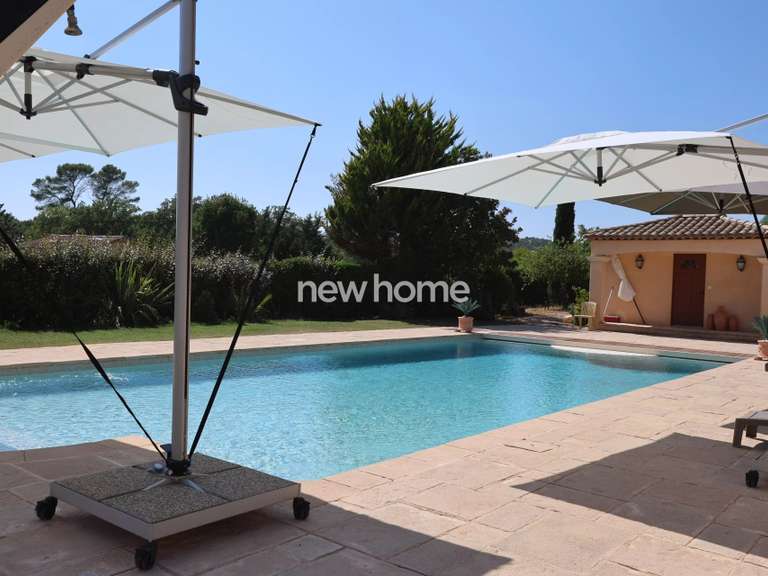 Villa Flayosc - 4 bedrooms - 205m²