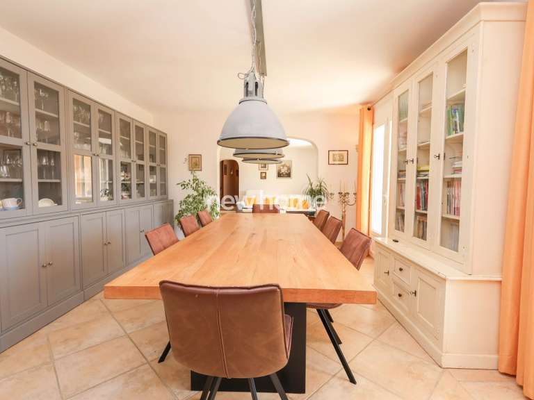Villa Flayosc - 4 bedrooms - 205m²