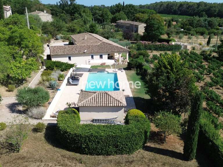 Villa Flayosc - 4 bedrooms - 205m²