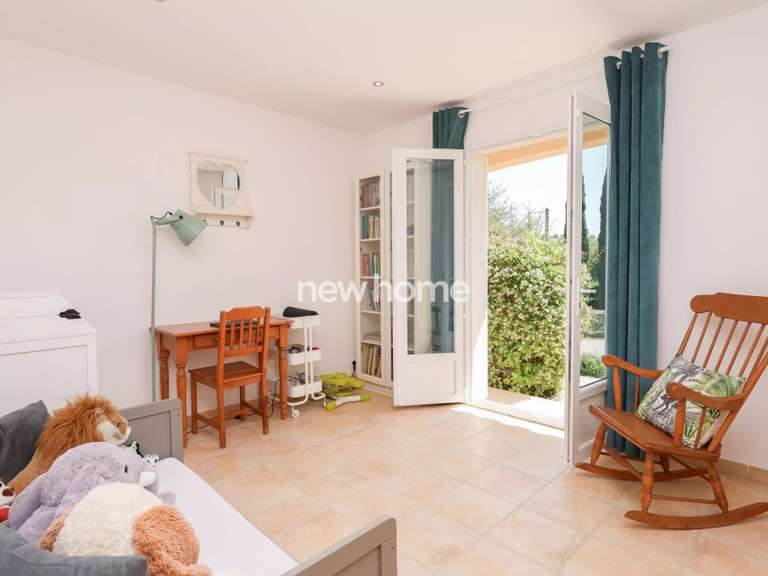 Villa Flayosc - 4 bedrooms - 205m²