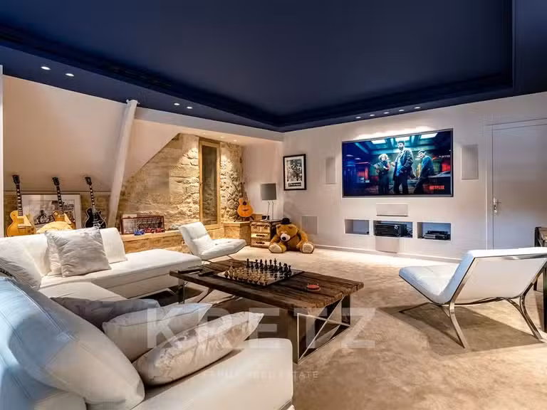 Château Fleurac - 23 chambres - 2700m²