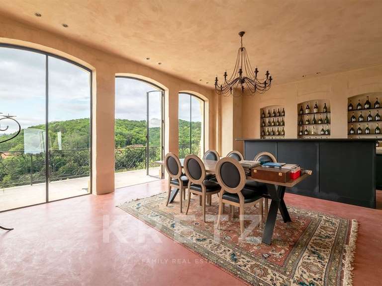 Château Fleurac - 23 chambres - 2700m²