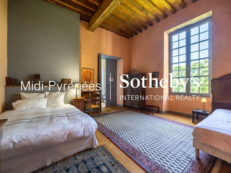 Castle Fleurance - 1432m²