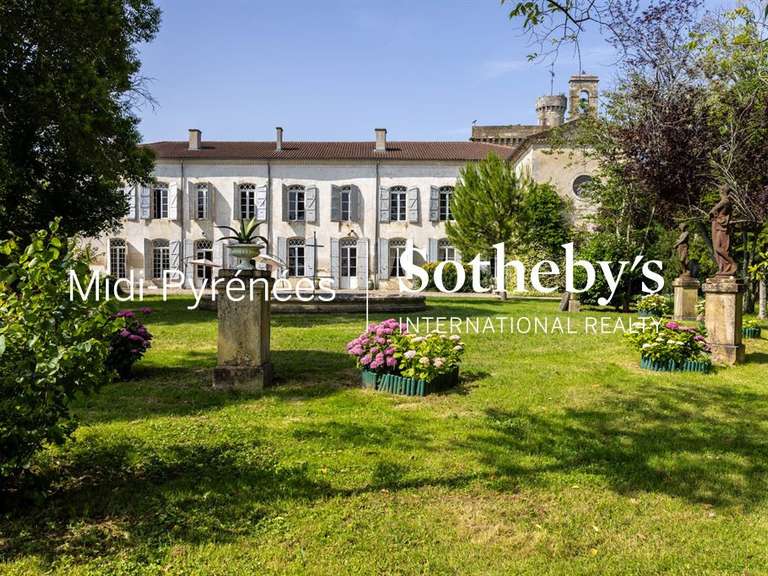 Castle Fleurance - 1432m²
