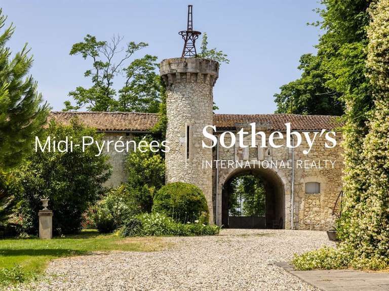Castle Fleurance - 1432m²
