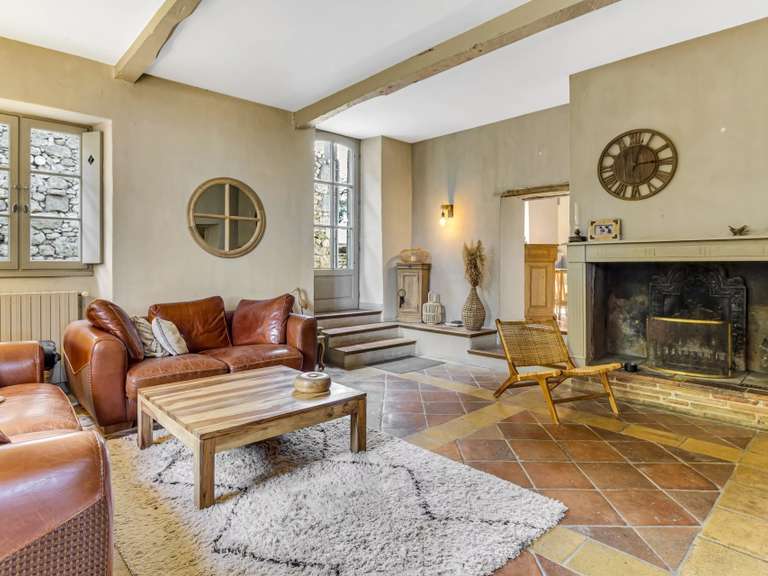 Maison Fleurance - 624m²