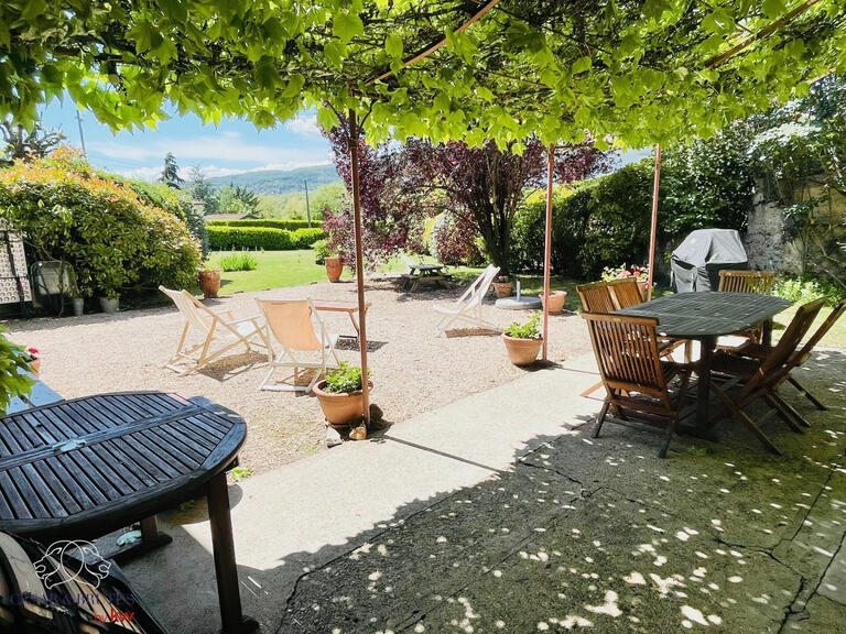 Villa Fleurieu-sur-Saône - 5 chambres - 228m²