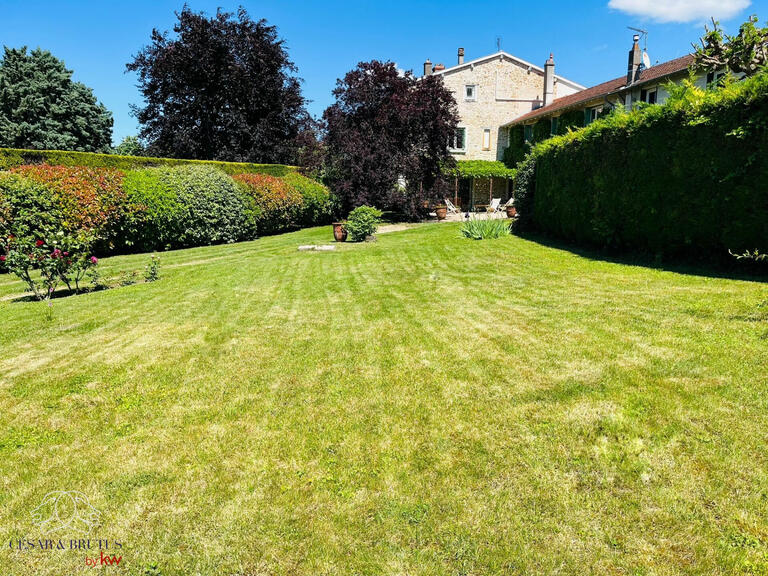Villa Fleurieu-sur-Saône - 5 chambres - 228m²