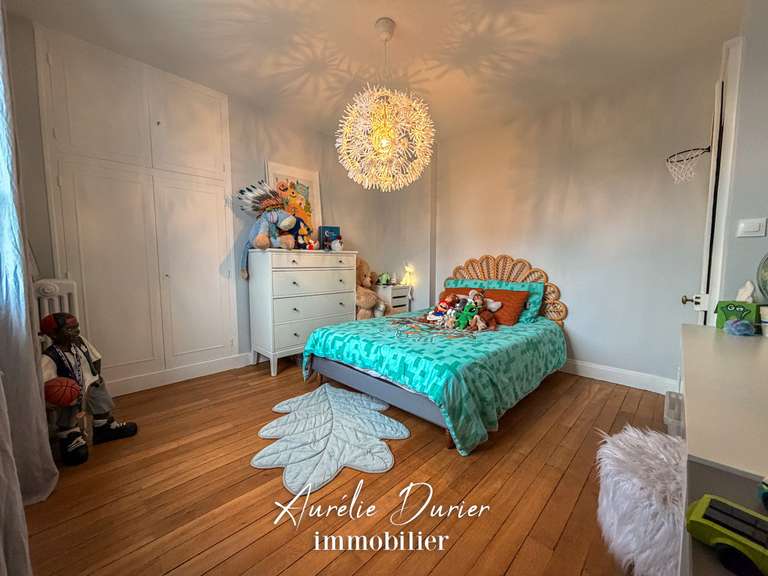 Maison Fondettes - 6 chambres - 240m²