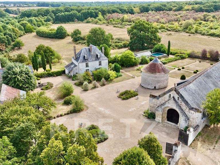 Propriété Fondettes - 4 chambres - 390m²