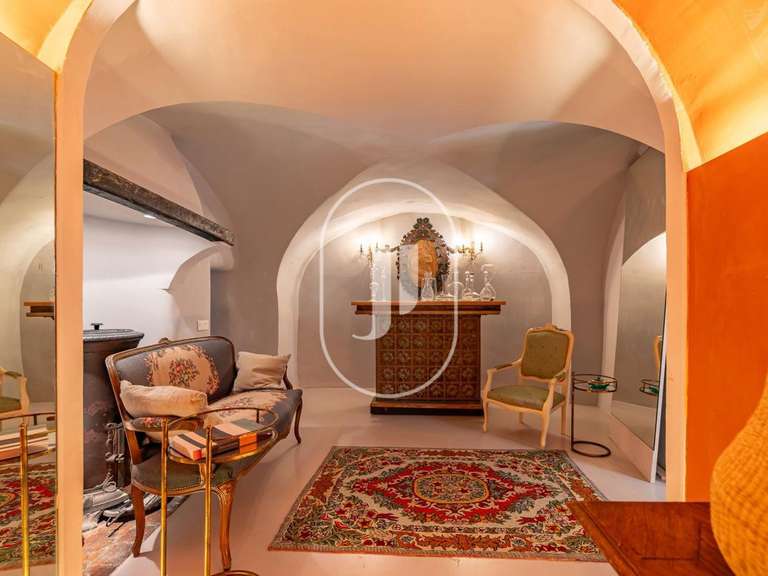 Maison Fons-sur-Lussan - 5 chambres - 224m²