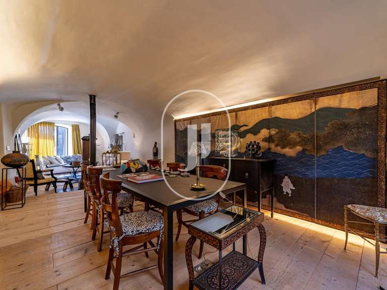 Maison Fons-sur-Lussan - 5 chambres - 224m²