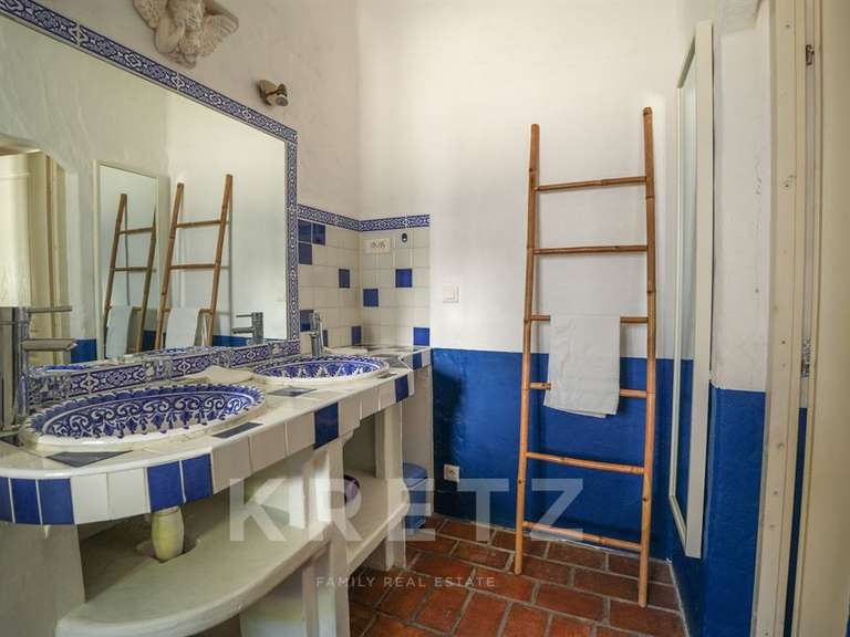 Maison Fontaine-de-Vaucluse - 14 chambres - 420m²