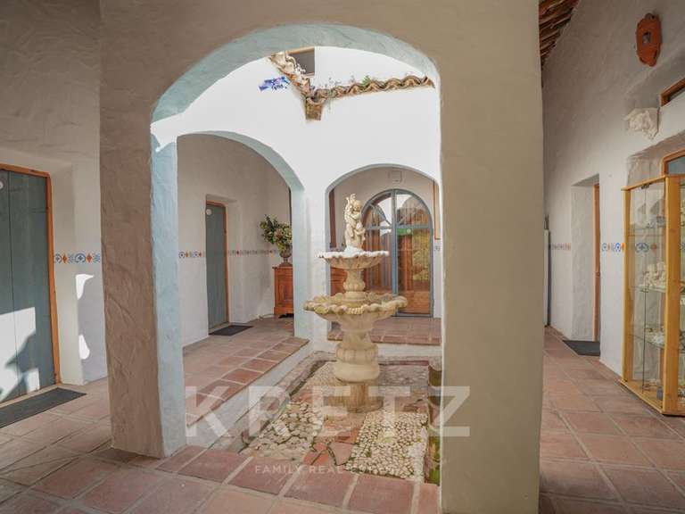 Maison Fontaine-de-Vaucluse - 14 chambres - 420m²