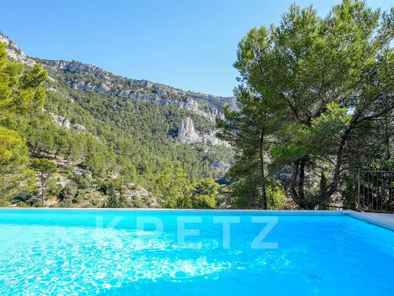 Maison Fontaine-de-Vaucluse - 14 chambres - 420m²