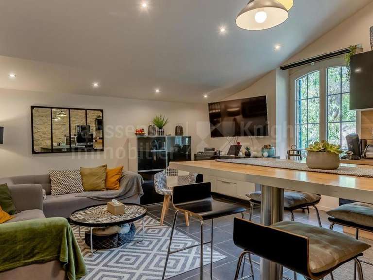 Maison Fontaine-de-Vaucluse - 5 chambres - 405m²