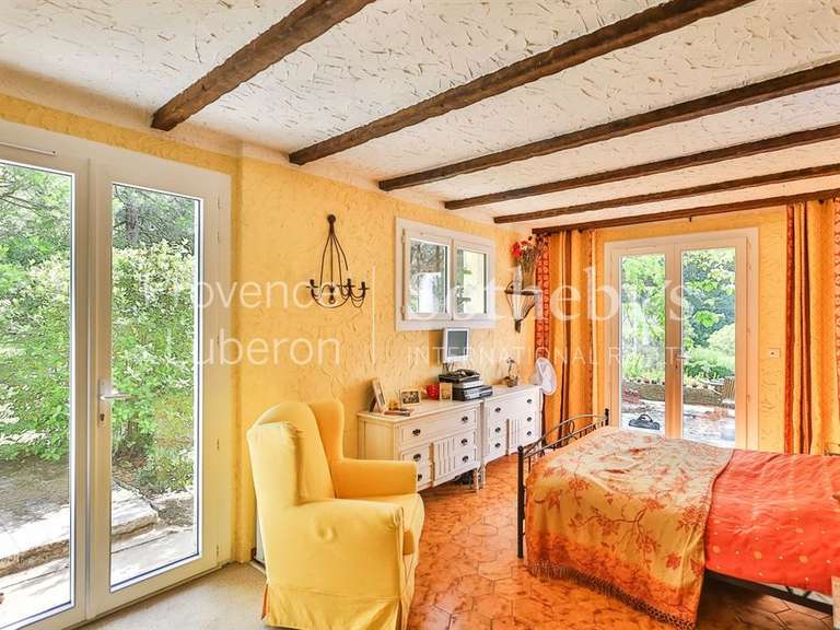 Maison Fontaine-de-Vaucluse - 3 chambres - 160m²