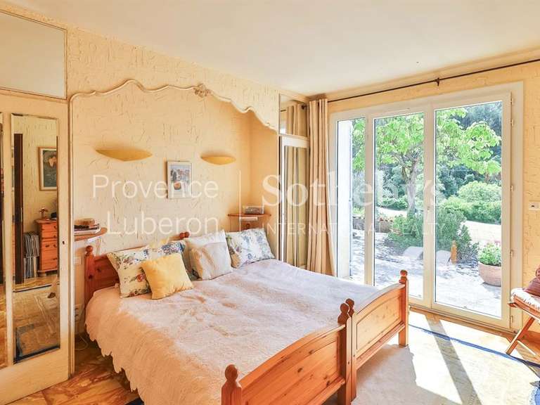 Maison Fontaine-de-Vaucluse - 3 chambres - 160m²