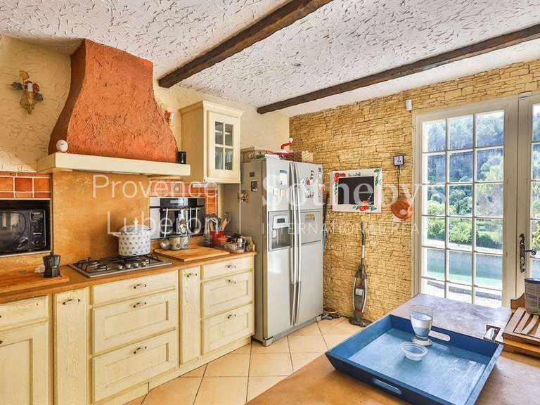 Maison Fontaine-de-Vaucluse - 3 chambres - 160m²