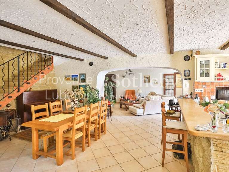 Maison Fontaine-de-Vaucluse - 3 chambres - 160m²