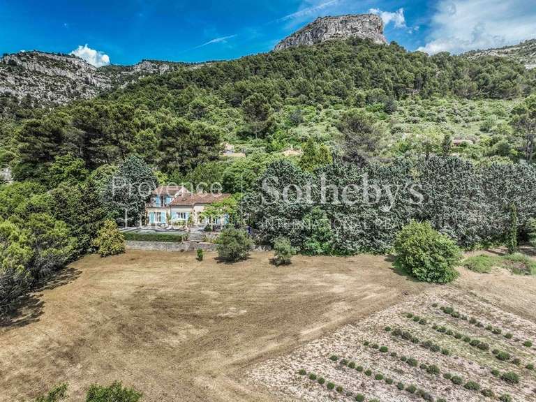 Maison Fontaine-de-Vaucluse - 3 chambres - 160m²