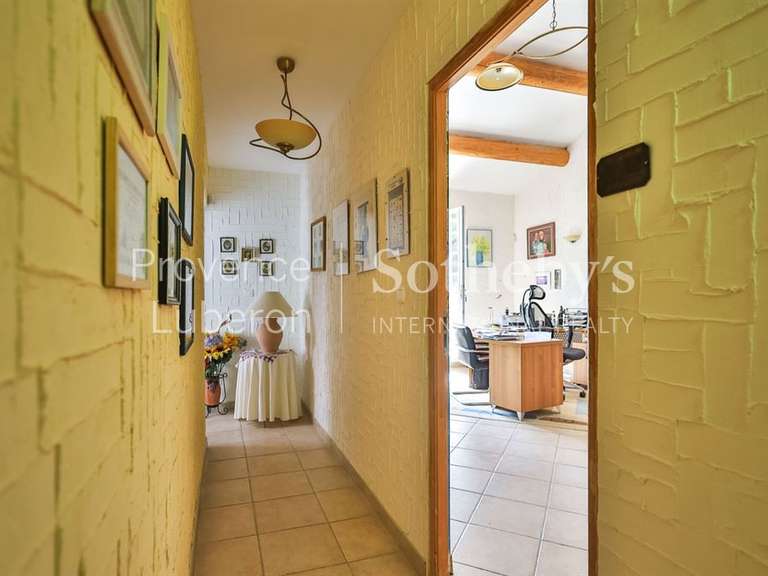 Maison Fontaine-de-Vaucluse - 3 chambres - 160m²