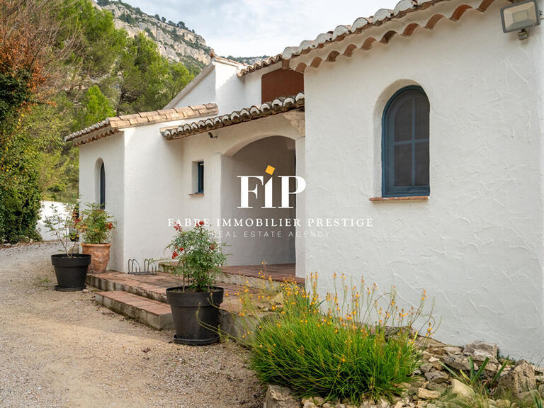 Propriété Fontaine-de-Vaucluse - 14 chambres - 420m²