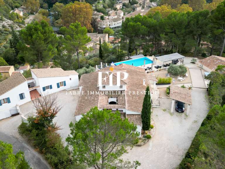 Propriété Fontaine-de-Vaucluse - 14 chambres - 420m²