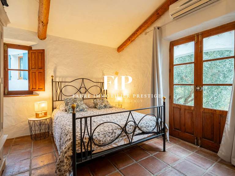 Propriété Fontaine-de-Vaucluse - 14 chambres - 420m²