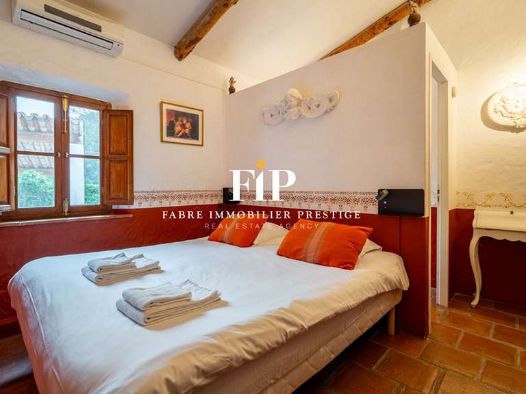 Propriété Fontaine-de-Vaucluse - 14 chambres - 420m²