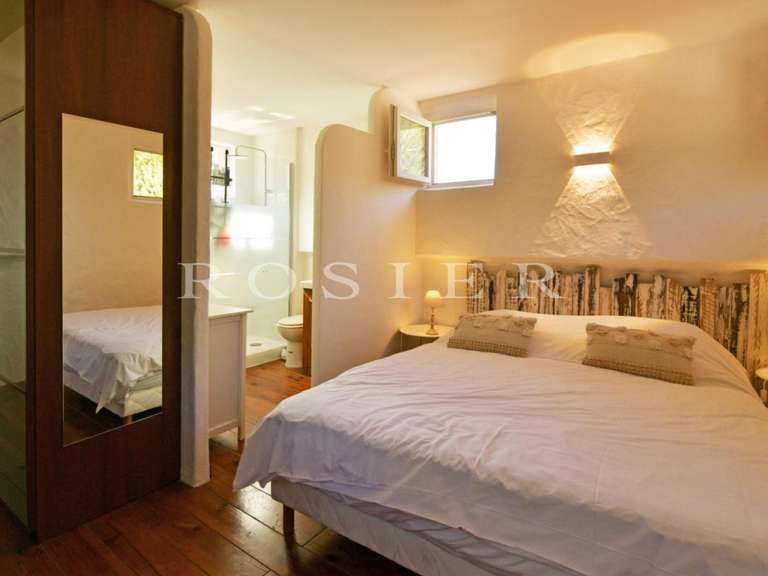 Villa Fontaine-de-Vaucluse - 15 chambres - 386m²