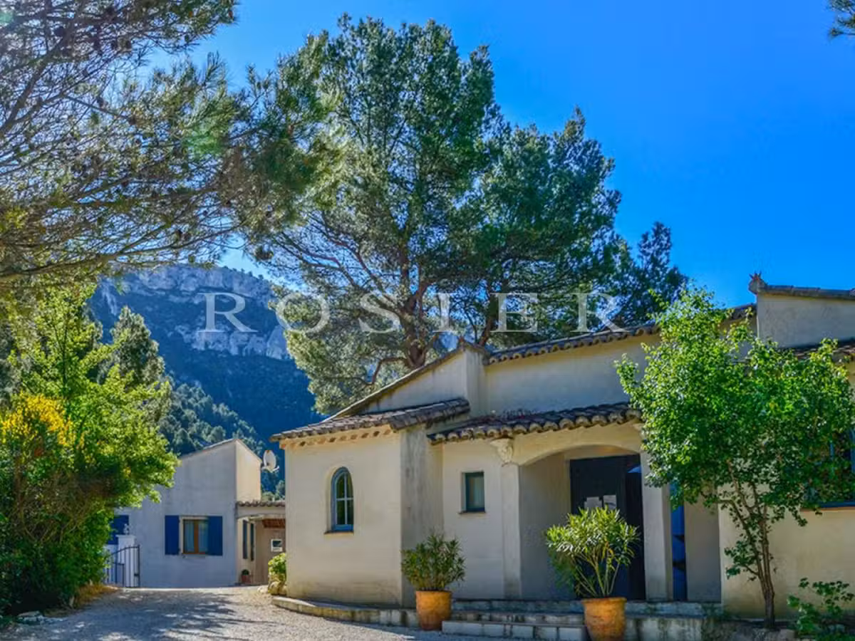 Villa Fontaine-de-Vaucluse