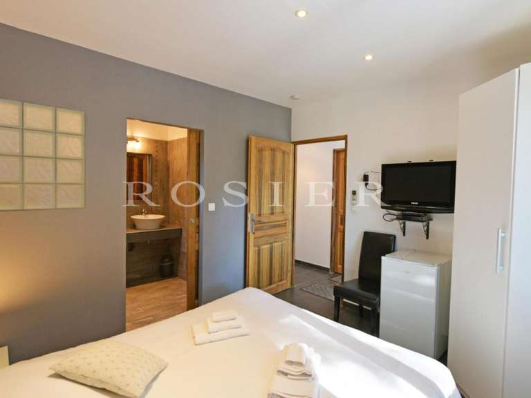 Villa Fontaine-de-Vaucluse - 15 chambres - 386m²