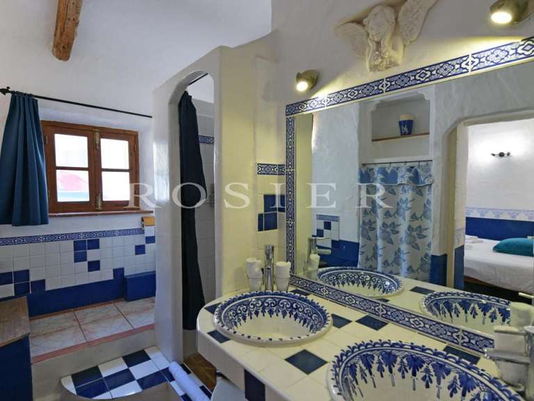 Villa Fontaine-de-Vaucluse - 15 chambres - 386m²