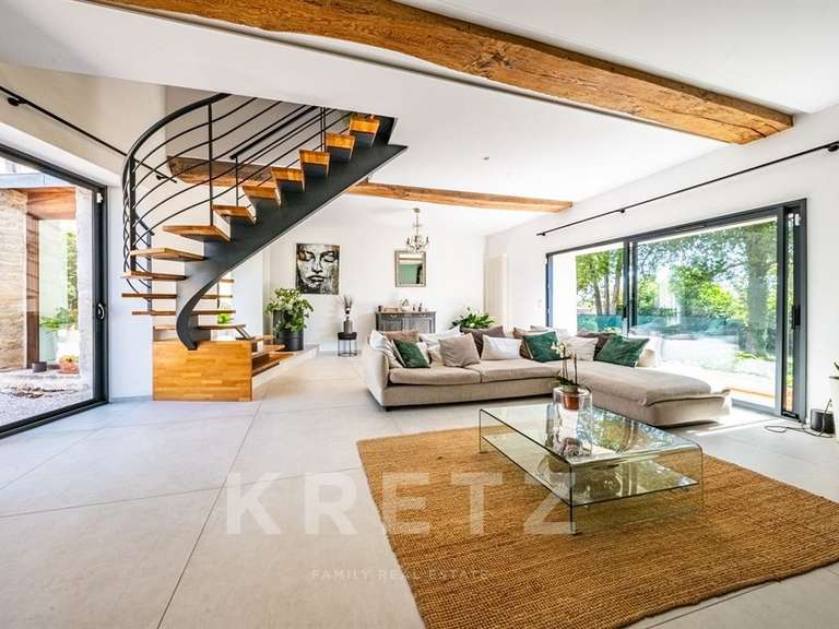House Fontaine-lès-Dijon - 6 bedrooms - 300m²