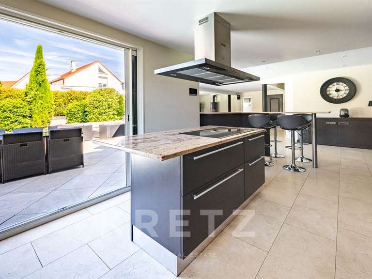House Fontaine-lès-Dijon - 5 bedrooms - 300m²