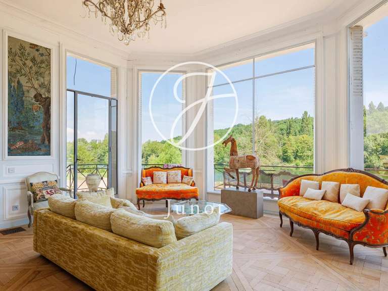 Château Fontainebleau - 15 chambres - 900m²