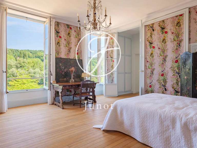 Château Fontainebleau - 15 chambres - 900m²