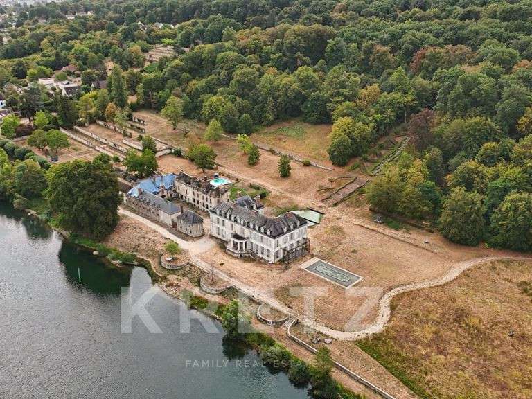 Château Fontainebleau - 1200m²