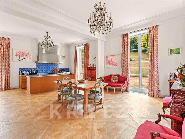 Château Fontainebleau - 1200m²
