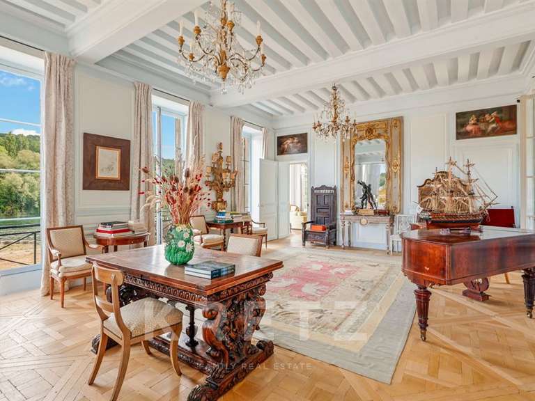 Château Fontainebleau - 1200m²