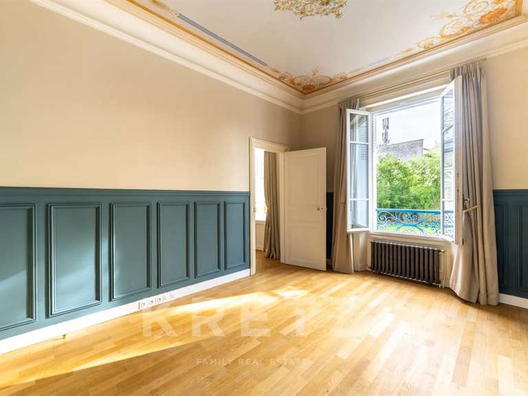 Mansion Fontainebleau - 8 bedrooms - 371m²