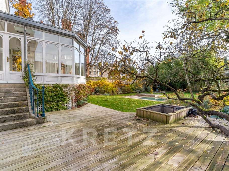 Mansion Fontainebleau