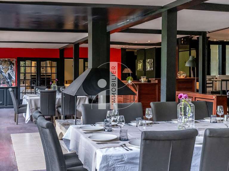 Maison Fontainebleau - 13 chambres - 770m²