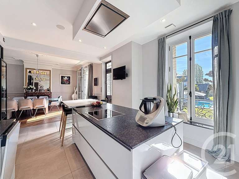 Maison Fontainebleau - 5 chambres - 330m²