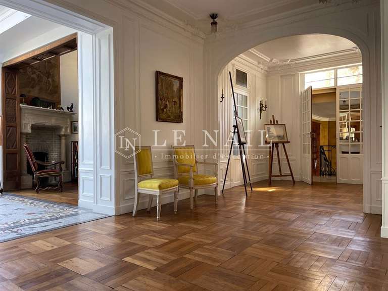 Maison Fontainebleau - 5 chambres - 300m²