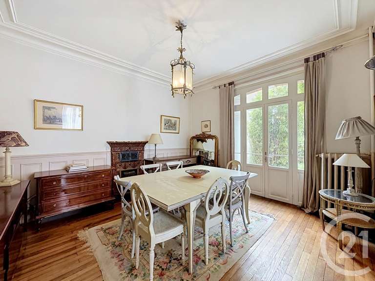 Maison Fontainebleau - 6 chambres - 216m²