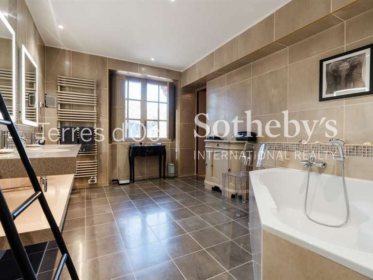 Maison Fontcouverte - 5 chambres - 353m²